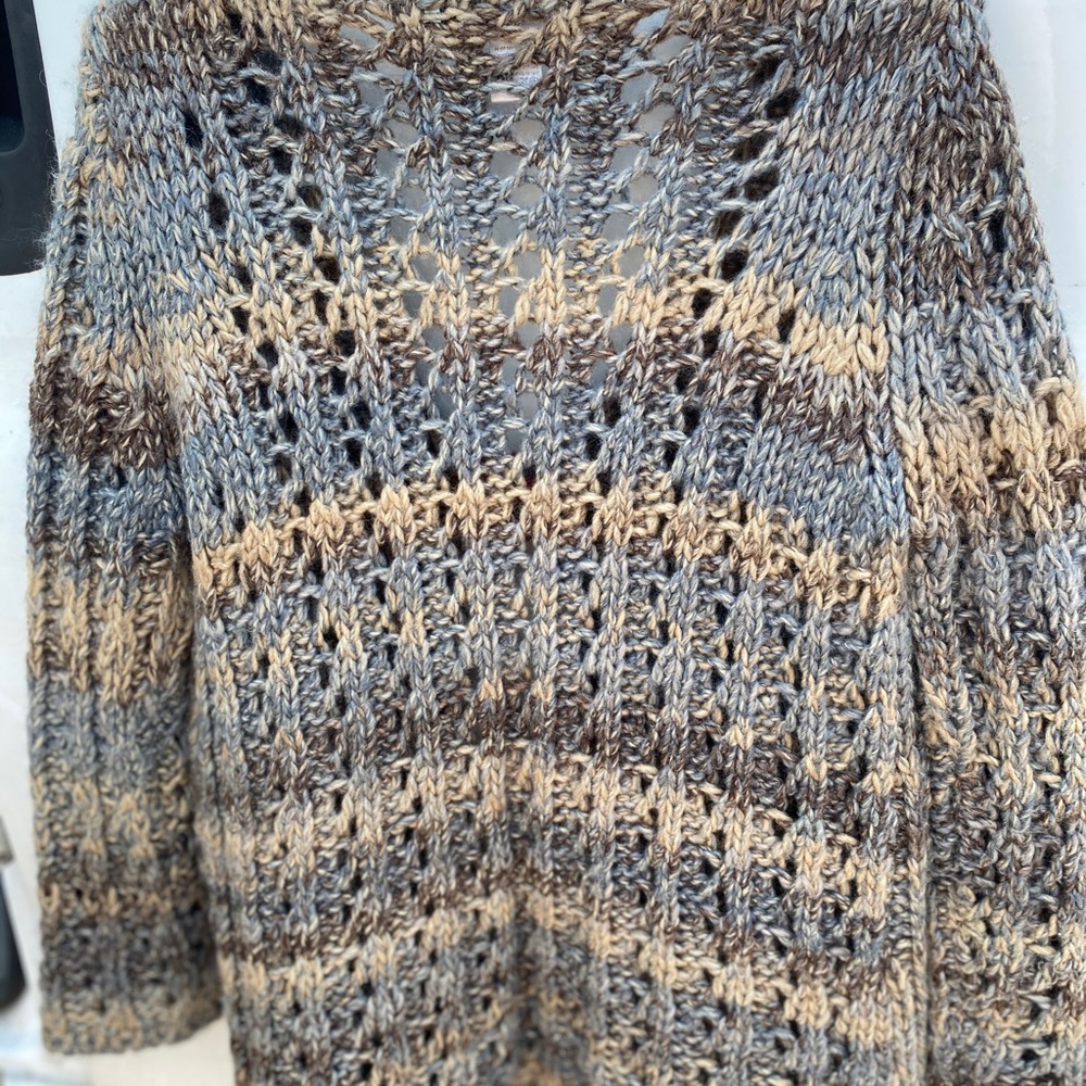 Wool Sweater - Picture 2 of 4